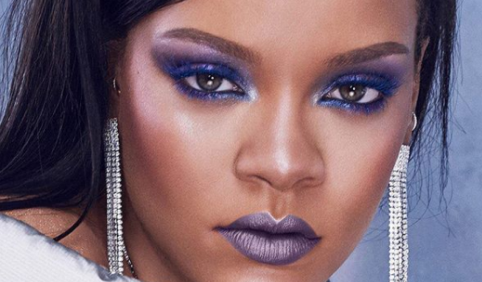 Rihanna nagrała pierwszy tutorial. Dzieli się z nami niesamowitymi sztuczkami! Rihanna nagrała pierwszy tutorial. Dzieli się z nami niesamowitymi sztuczkami!