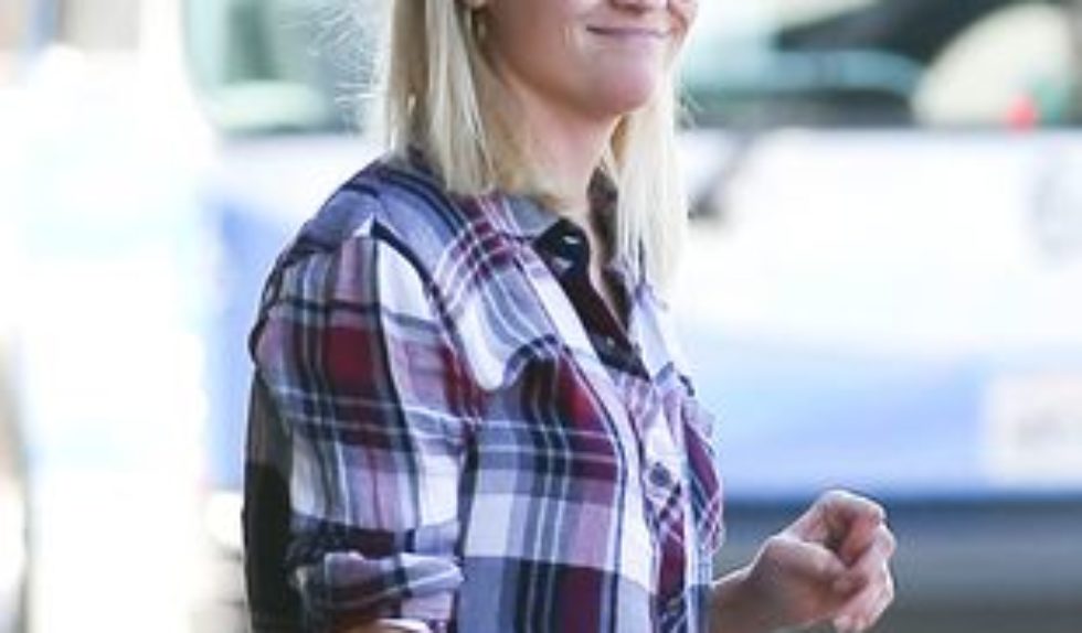 Reese Witherspoon w jeansach Rich & Skinny (FOTO)