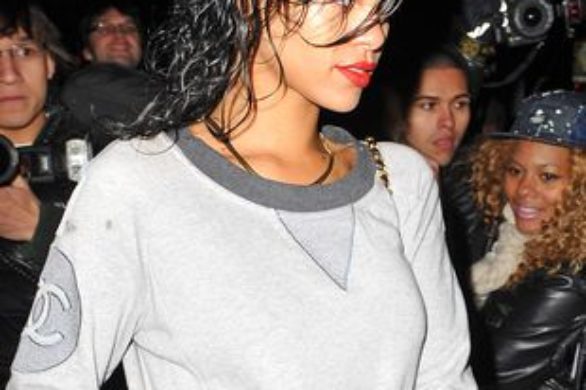 Rihanna w szarościach (FOTO)