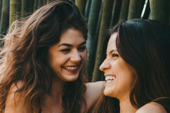 Oto sposób na to, by sztuczne rzęsy wyglądały zupełnie jak prawdziwe