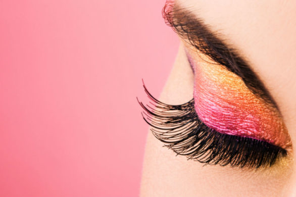 Musisz o tym wiedzieć, jeśli przedłużasz rzęsy. Tego NIE MOŻESZ robić