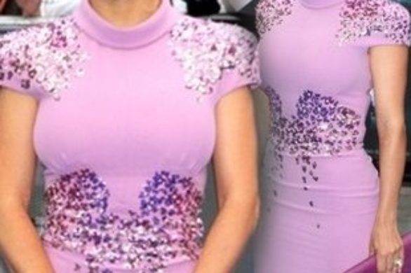 Fioletowy zestaw Salmy Hayek (FOTO)