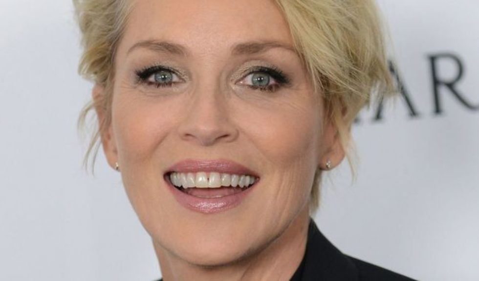 MUSICIE zobaczyć Sharon Stone bez makijażu (FOTO) MUSICIE zobaczyć Sharon Stone bez makijażu (FOTO)
