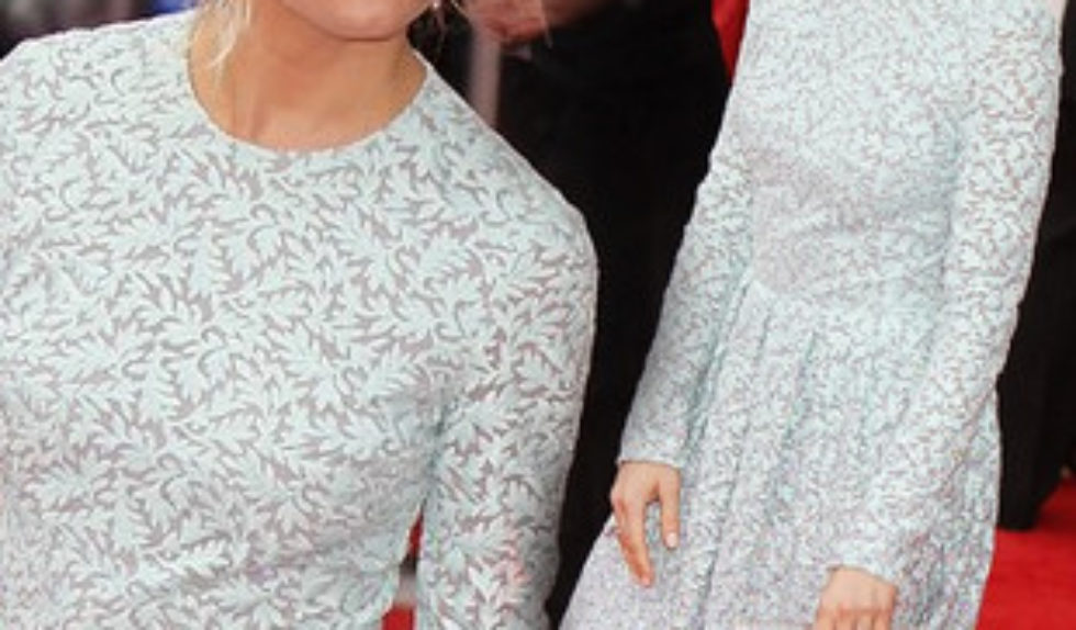 Sienna Miller na rozdaniu nagród BAFTA (FOTO) Sienna Miller na rozdaniu nagród BAFTA (FOTO)