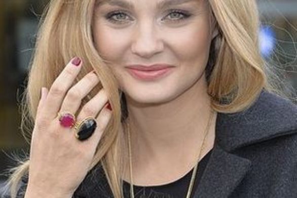 Małgosia Socha gwiazdą grudniowego Cosmo (FOTO)