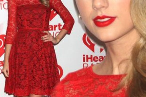 Taylor Swift w czerwonej sukience (FOTO)