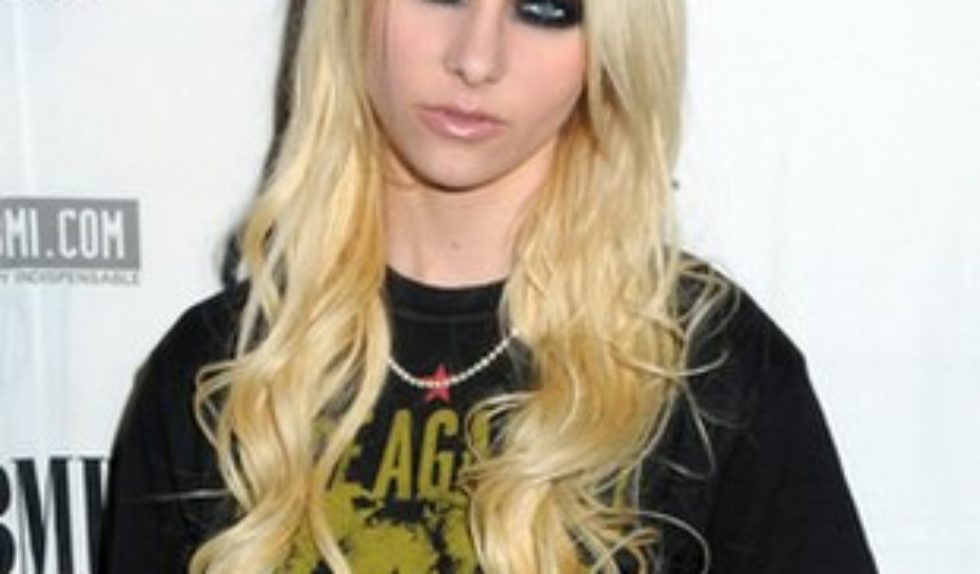 Taylor Momsen twarzą perfum Galliano! Taylor Momsen twarzą perfum Galliano!