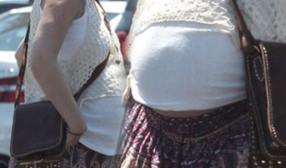 Ciążowy zestaw Tori Spelling (FOTO) Ciążowy zestaw Tori Spelling (FOTO)