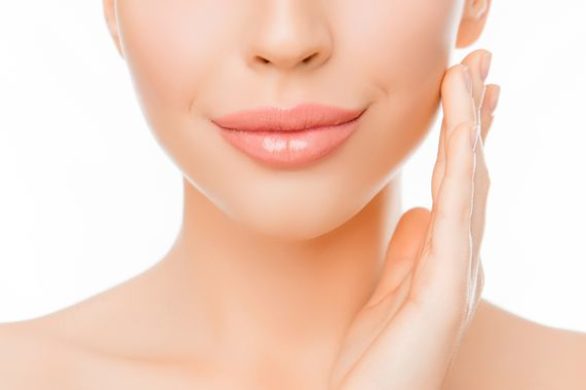 Powiększanie ust tłuszczem – na czym polega i ile kosztuje?