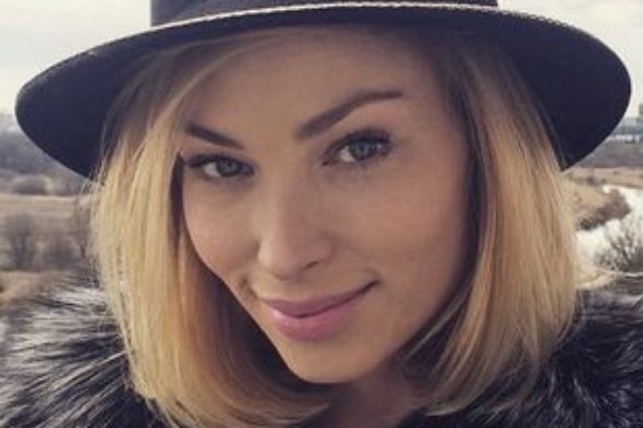 Weronika Książkiewicz zafarbowała włosy na niebiesko!