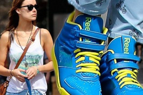 Olivia Wilde w kolorowych butach