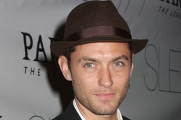 Jude Law od mody nie ucieka