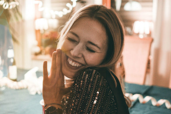 Te kolczyki już stały się najważniejszym dodatkiem karnawałowym 2019 roku!