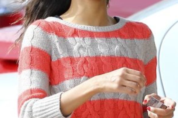 Zoe Saldana makijaż zastąpiła okularami (FOTO)