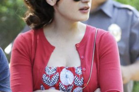 Zooey Deschanel w stylu retro (FOTO)