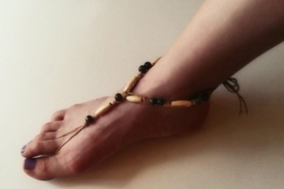 Zrób to sama: bransoletka na stopę