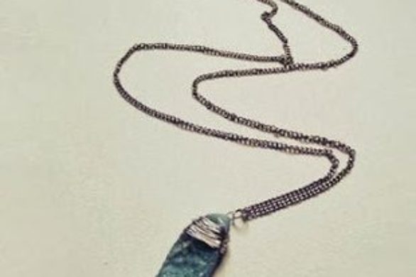 Zrób to sama: naszyjnik z kamieniem