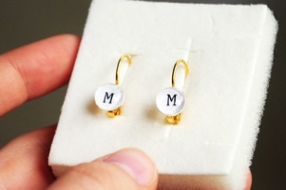 Zrób to sama: kolczyki z dowolnym motywem (FOTO)