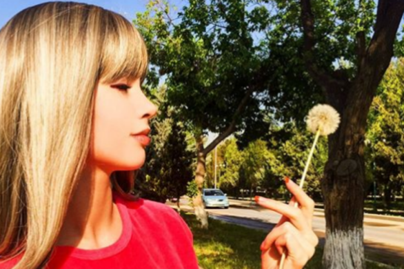 Naturalna piękność? Zobacz żywą Lalkę Barbie bez operacji i wypełniaczy!