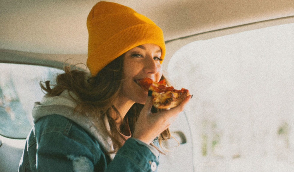 4 przekąski, które możesz jeść przed snem bez obaw, że przytyjesz