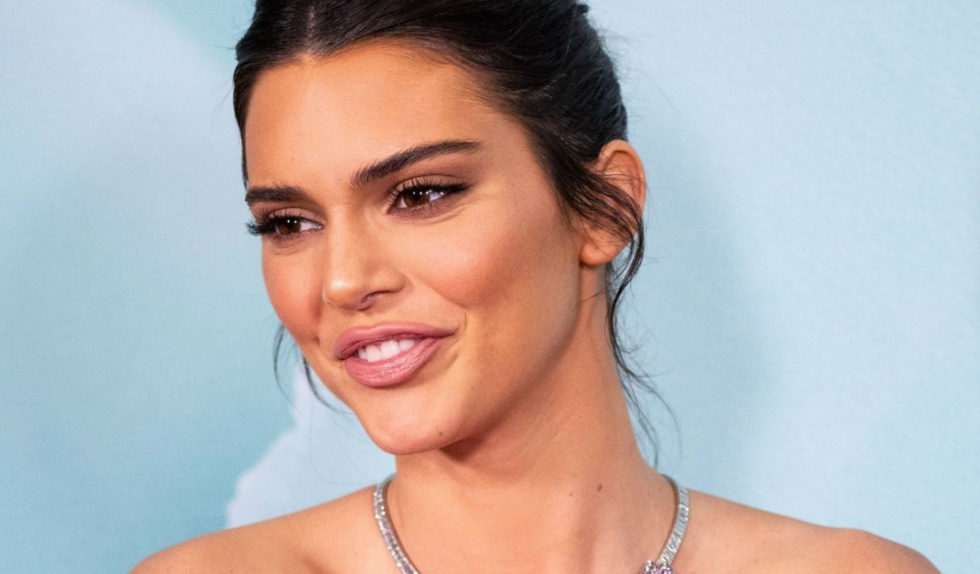 Kendall Jenner w mistrzowski sposób łączy 4 największe trendy na jednym zdjęciu! Kendall Jenner w mistrzowski sposób łączy 4 największe trendy na jednym zdjęciu!