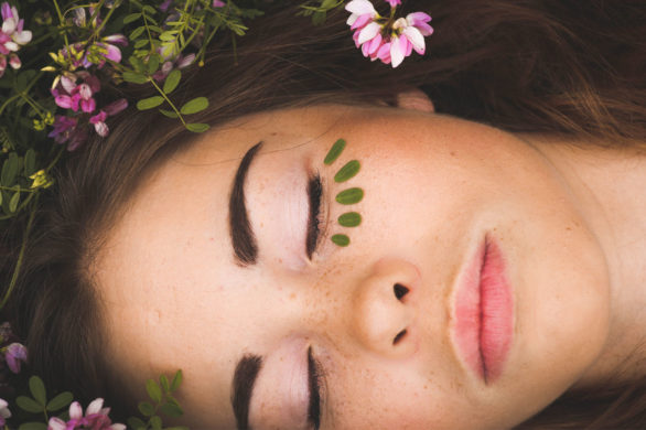 Jak dobrać idealny korektor pod oczy?