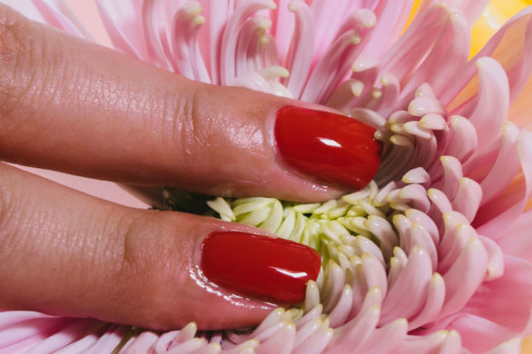 Zastąp zmywacz do paznokci. Naturalne sposoby na usunięcie lakieru do paznokci