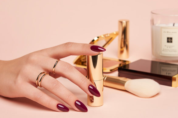 Manicure idealnie dopasowany do makijażu. Oto kilka jesiennych inspiracji