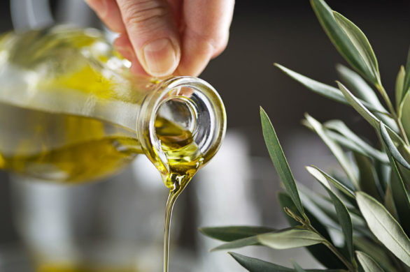 Naturalna maseczka oczyszczająca z zielonej glinki i oliwy z oliwek