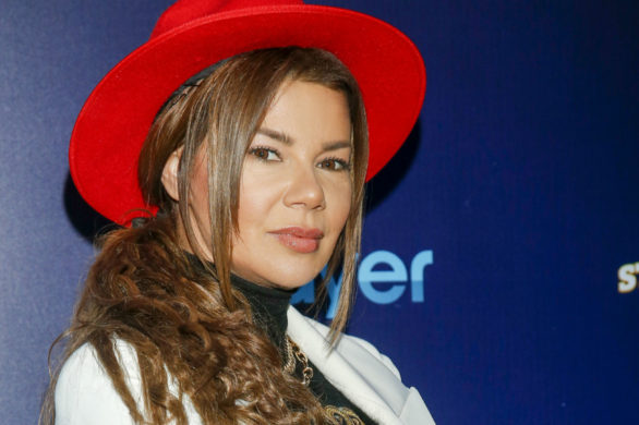 Edyta Górniak stawia na elegancję nawet podczas wakacji. Jej strój kąpielowy zachwycił fanów