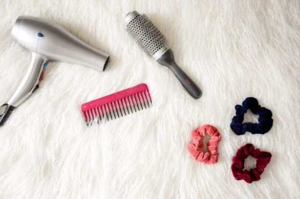 Narzędzia do stylizacji włosów: jak zadbać o ich czystość