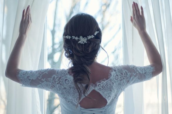 Przepiękny manicure, który będzie dopełnieniem ślubnej stylizacji