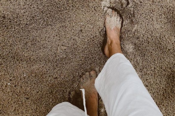 Syndrom zmęczonych nóg: oto krem, który zatroszczy się o Twoje stopy