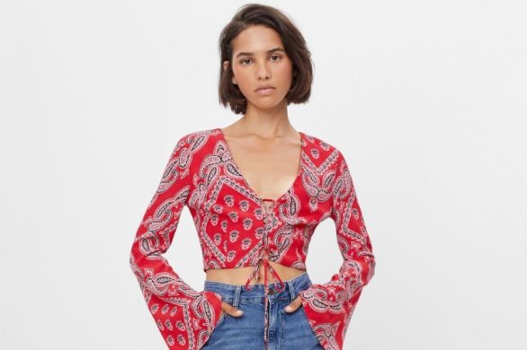 Top w stylu hippie w ofercie Bershki. Przepiękne dopełnienie stylizacji inspirowanej kolorowymi latami 70.!
