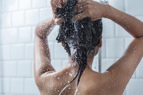 Czy włosy przyzwyczajają się do szamponu? Jak często należy go wymieniać? Sprawdzamy