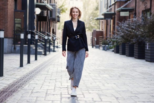 Dwurzędowa, oversizeowa i mega stylowa marynarka z H&M. Teraz kupisz ją w niesamowitej promocji!