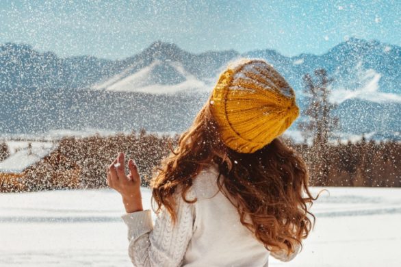 Basic Simple od Mohito. Sukienka o kroju bluzy z bawełny organicznej to najlepszy prezent jaki możesz podarować sobie na przywitanie zimy