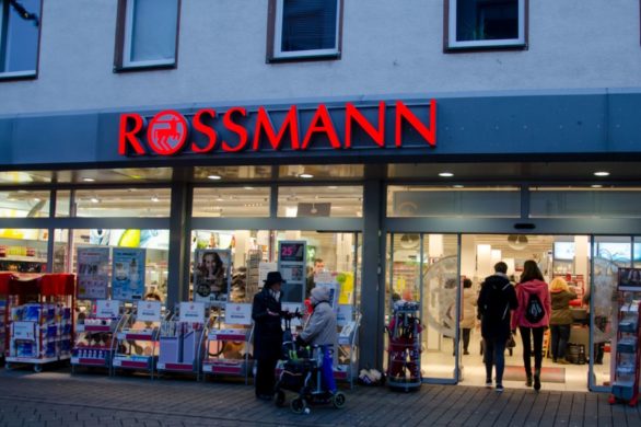 Serum do włosów za 3 zł! Wielka promocja w Rossmannie, której nie możesz przegapić!