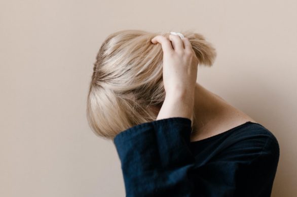 Oto kosmetyki, które naprawiły mój blond. Chłodny, platynowy odcień utrzyma się bez częstych wizyt u fryzjera