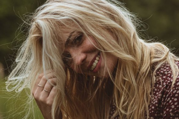 Kąpiel rozjaśniająca włosy. Zabieg, który przeprowadzisz w domu. Włosy będą jaśniejsze nawet o dwa tony!