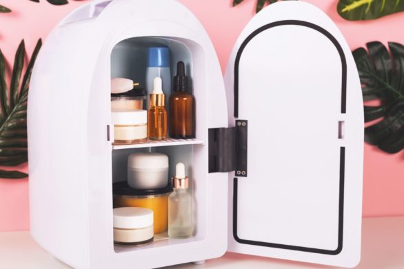 Czy warto trzymać kosmetyki w lodówce? Te produkty mogą zyskać nowe właściwości!