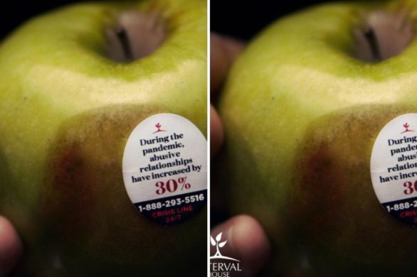 W kanadyjskim supermarkecie powstało stoisko z poobijanymi owocami na rzecz ofiar przemocy domowej