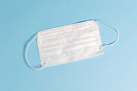 Jak zdezynfekować jednorazową maseczkę? Naukowcy tłumaczą