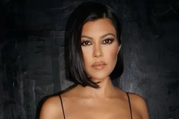 Kourtney Kardashian krytykowana za zdjęcie sprzed lat