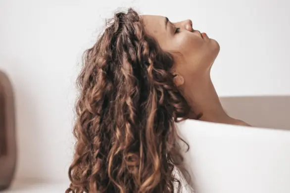 Olej sojowy do włosów – poznaj jego niezwykłe właściwości i sposób stosowania