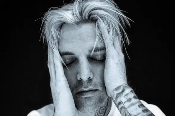 Aaron Carter oskarżony o przemoc domową