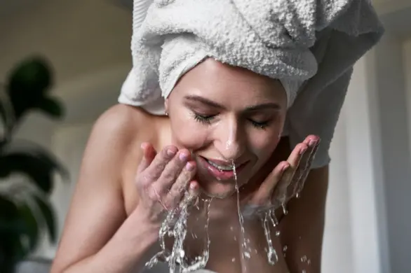 Czy mycie twarzy mydłem w kostce rzeczywiście jest złe dla cery? Sprawdzamy!