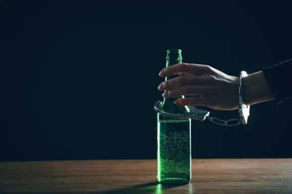 Co należy wiedzieć o zaszyciu alkoholowym?