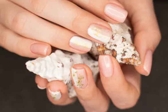 Paznokcie lato 2022, czyli wakacyjne trendy dla Ciebie!