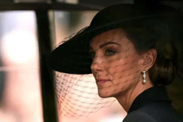 Księżna Kate składa wzruszający hołd królowej Elżbiecie II